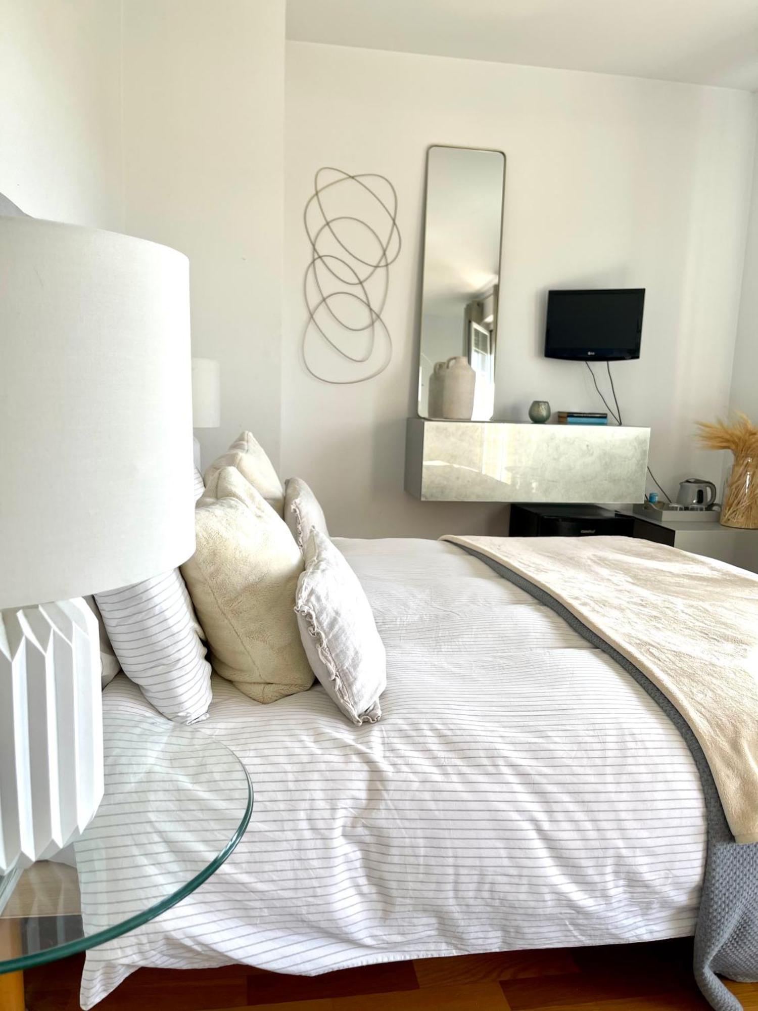 Estilosa Casa Golf Suites Gorráiz Eksteriør billede
